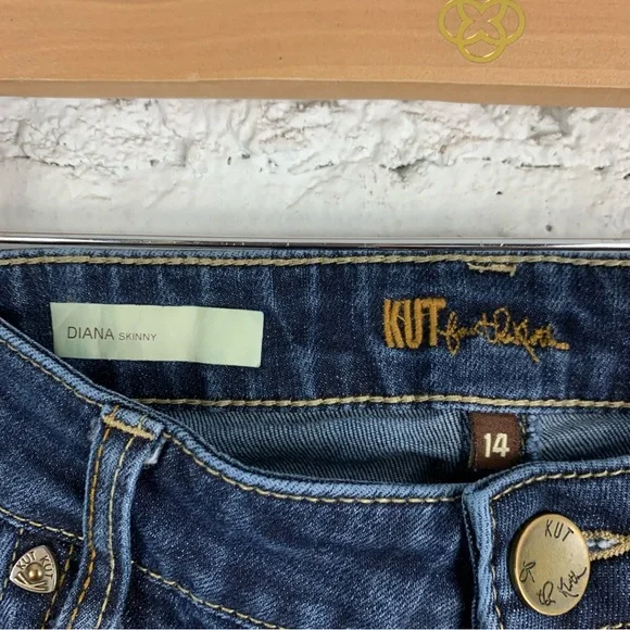 Kut from the Kloth Women's Skinny Jeans - Dark Blue - Picture 5 of 9